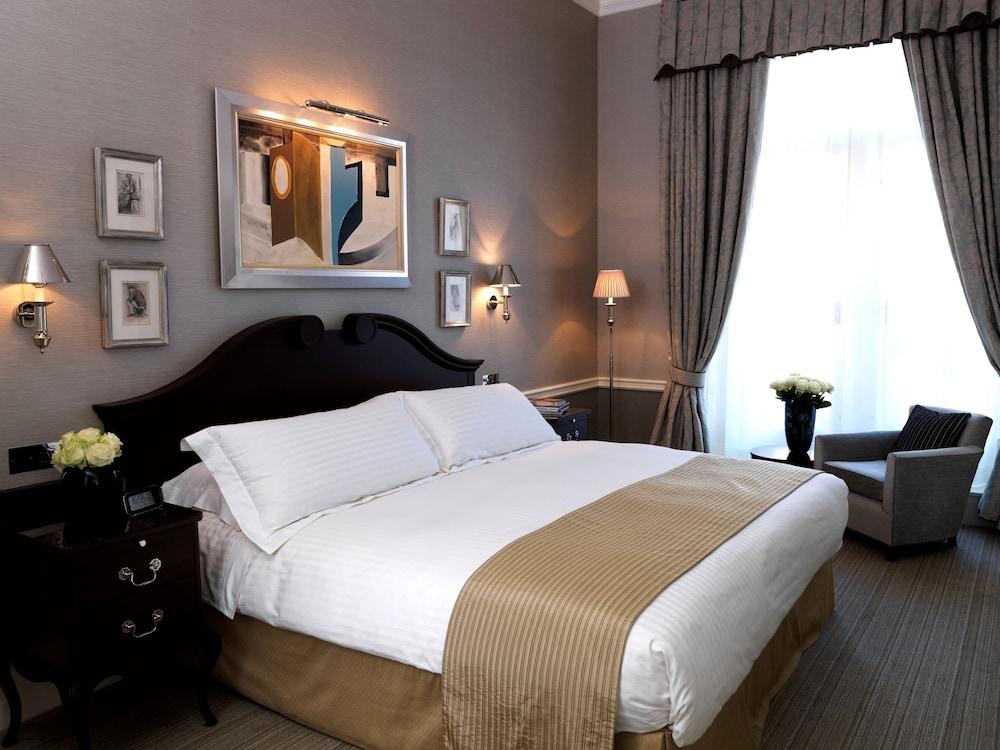 The Connaught, Maybourne London Exterior photo