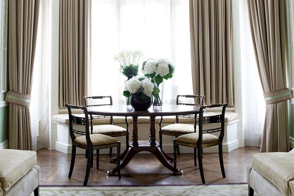 The Connaught, Maybourne London Room photo
