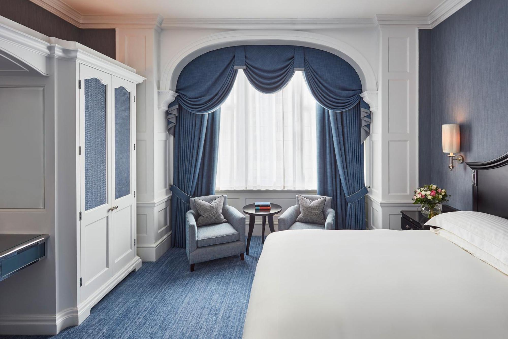 The Connaught, Maybourne London Exterior photo