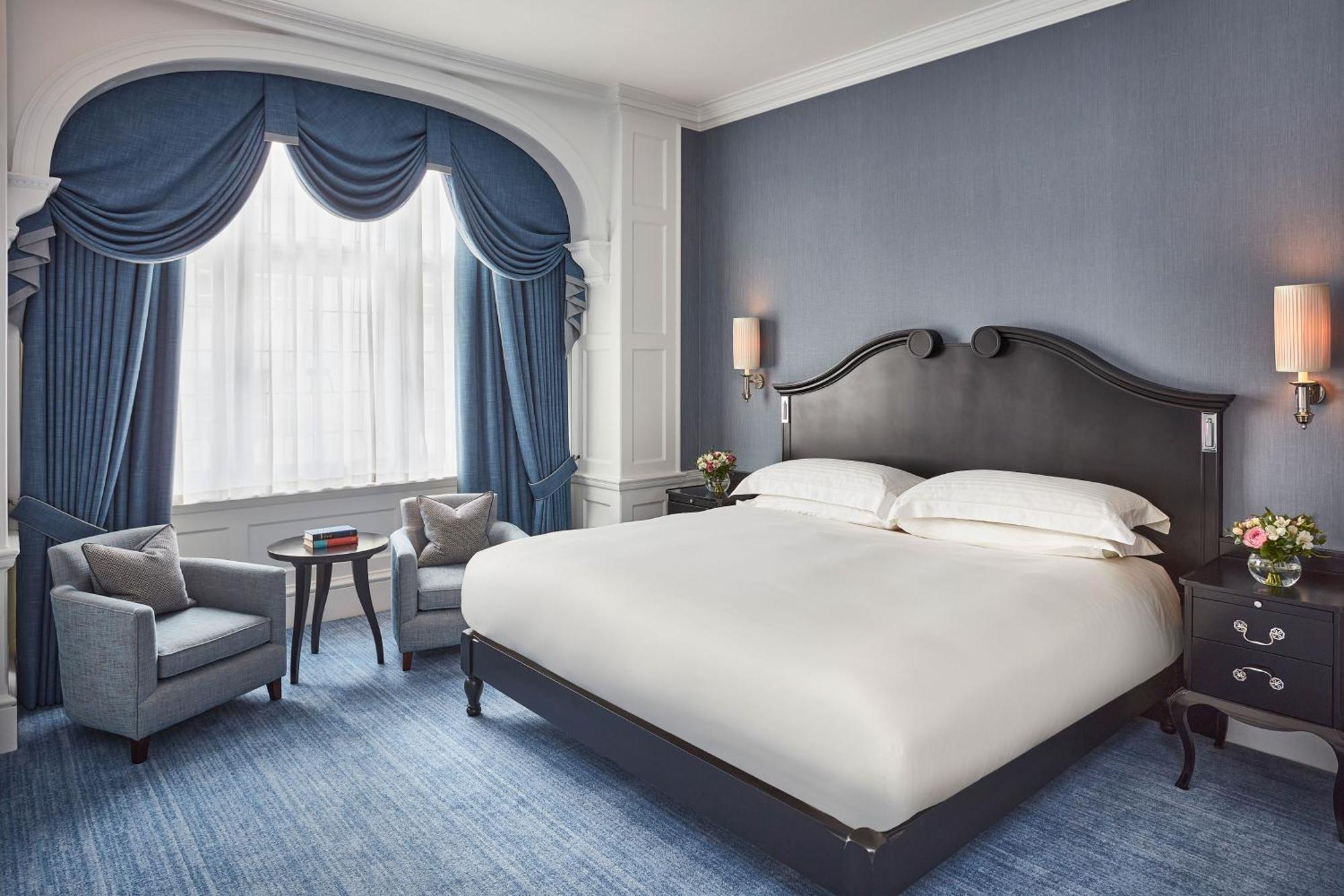 The Connaught, Maybourne London Exterior photo