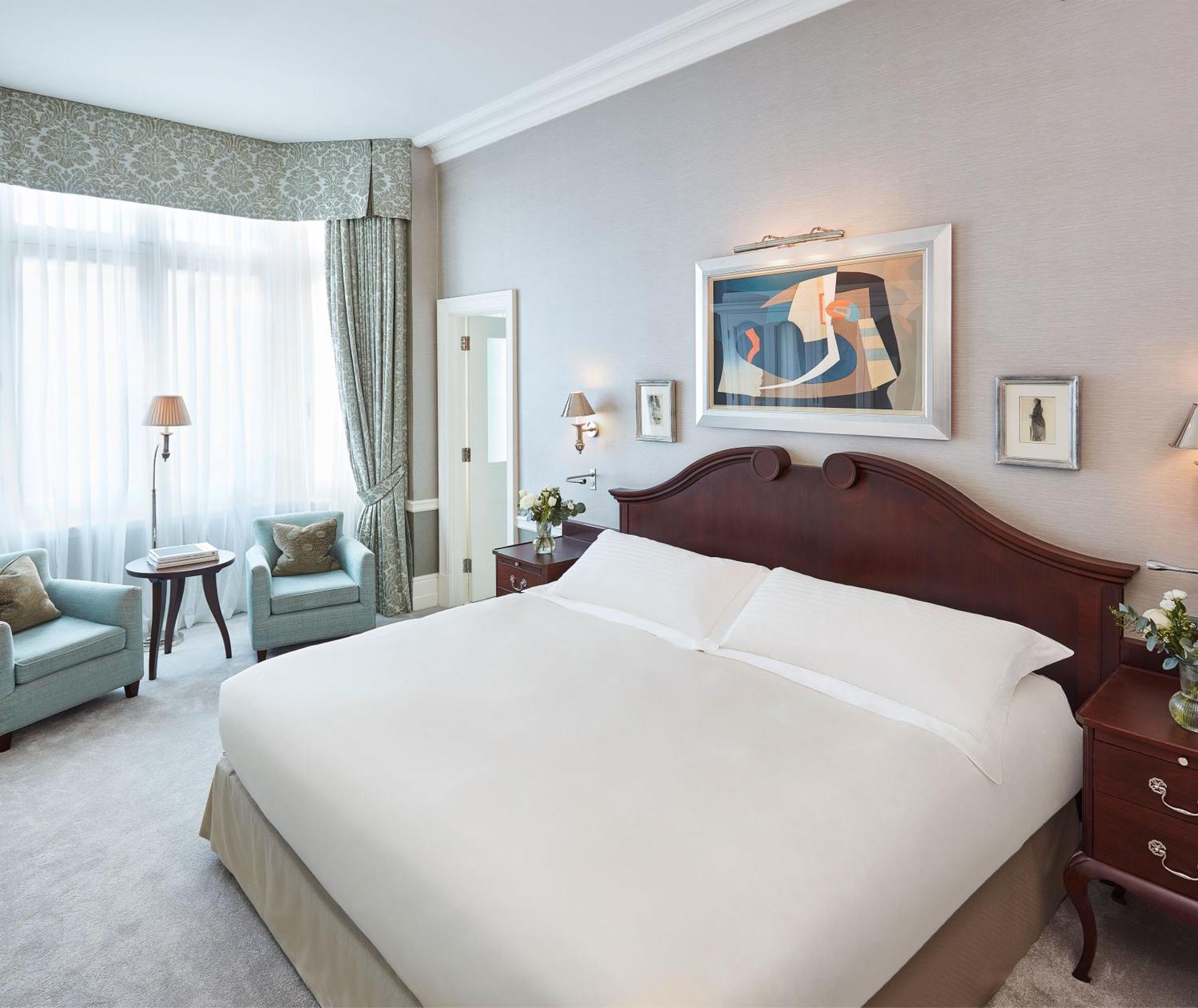The Connaught, Maybourne London Exterior photo
