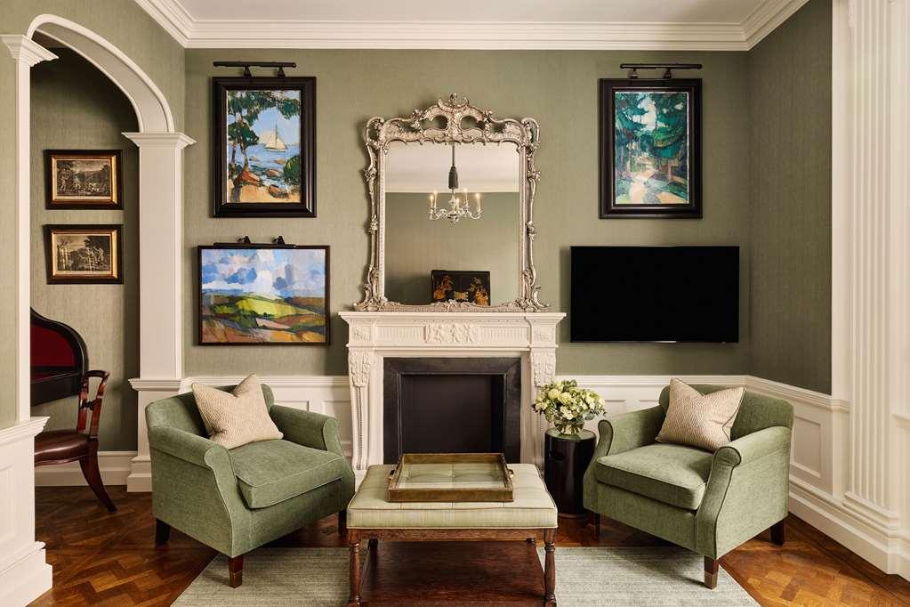 The Connaught, Maybourne London Room photo