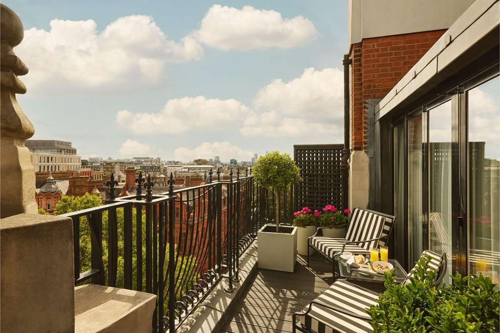The Connaught, Maybourne London Room photo