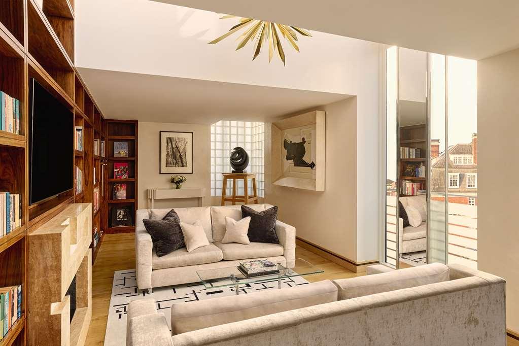 The Connaught, Maybourne London Room photo